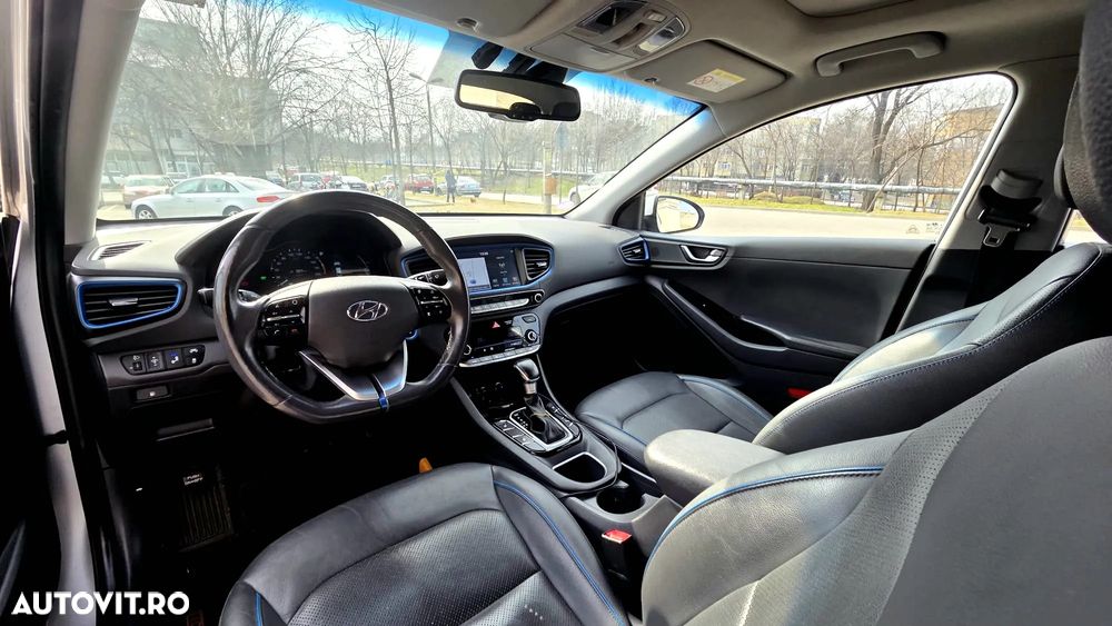 Hyundai IONIQ 1.6 GDI Premium - 8
