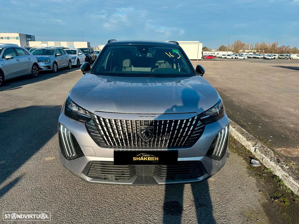 Peugeot 2008 PureTech 130 EAT8 GT - 2