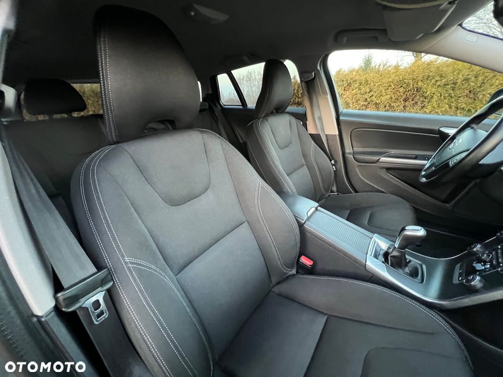 Volvo V60 - 15