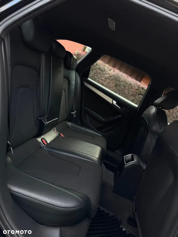 Audi A4 Avant 2.0 TDI DPF quattro S line Sportpaket (plus) - 34