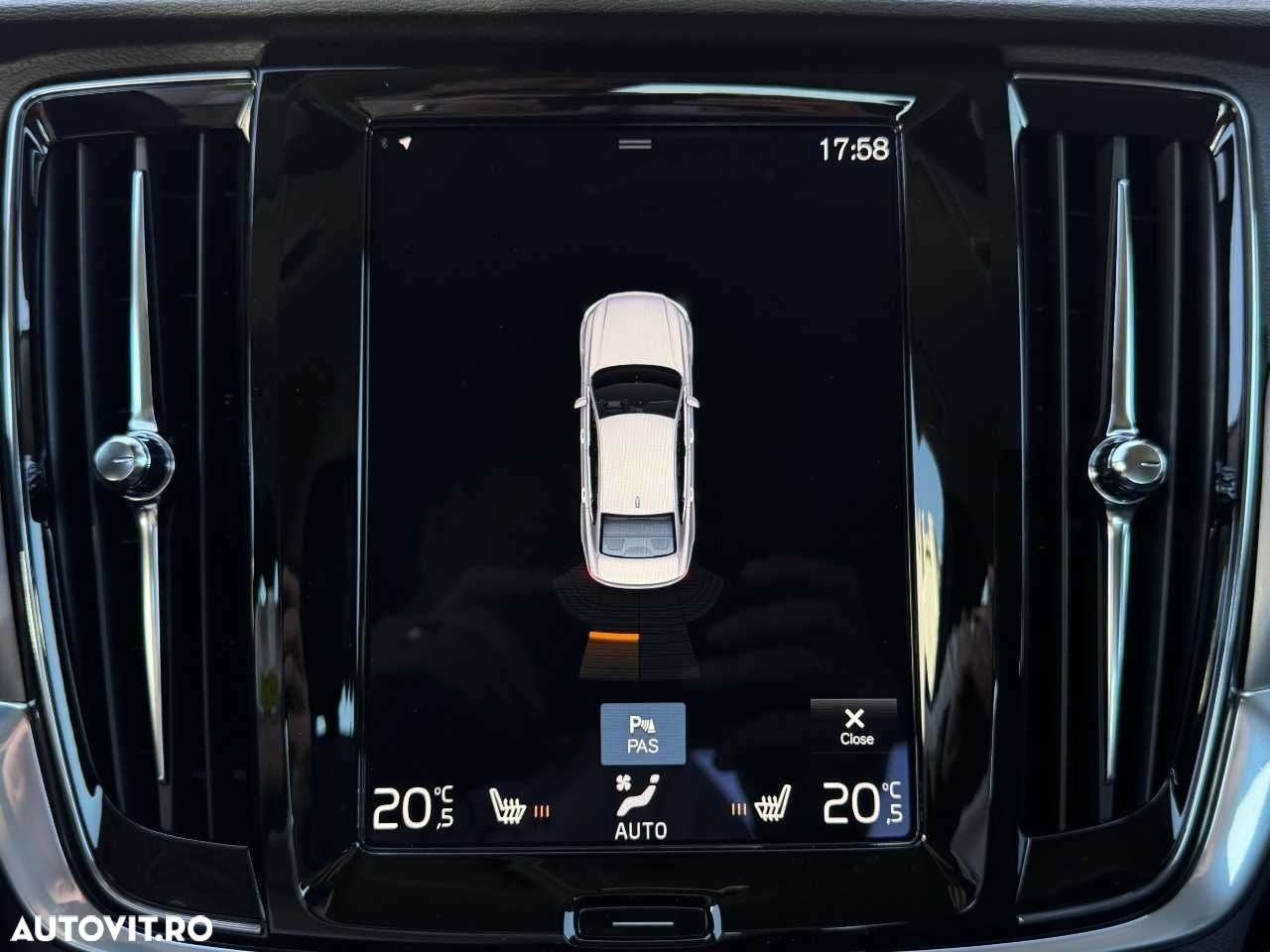 Volvo S90 D3 Momentum - 26