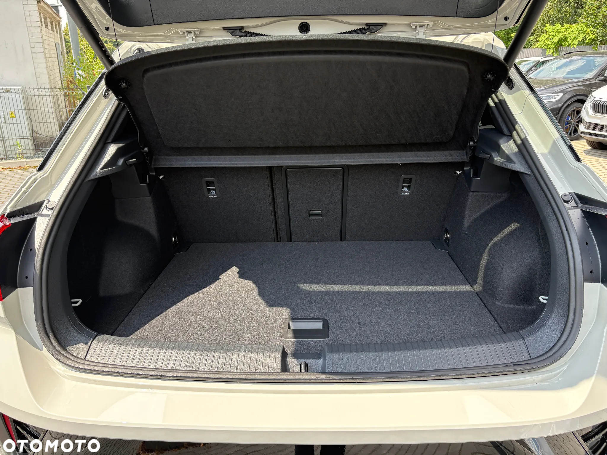 Volkswagen T-Roc 2.0 TSI 4Motion R DSG - 8