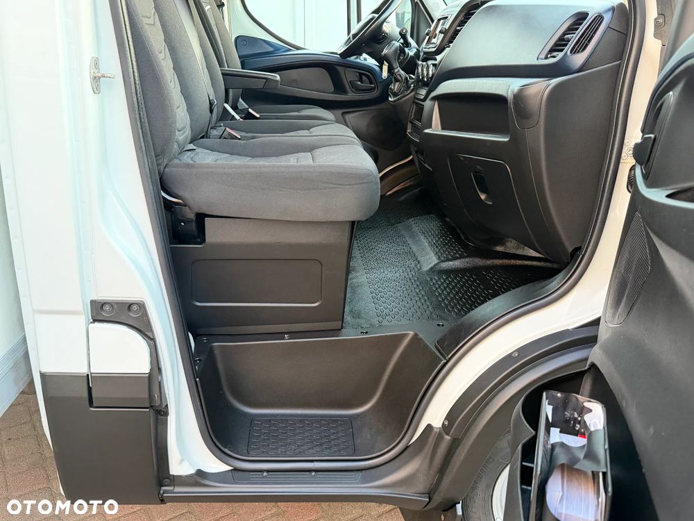 Iveco Daily 3,0 10 EP Izoterma Winda - 31