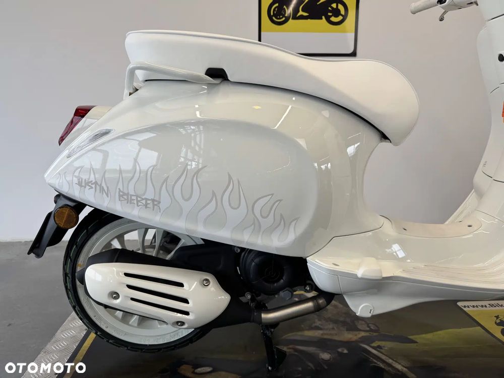 Piaggio Vespa - 17