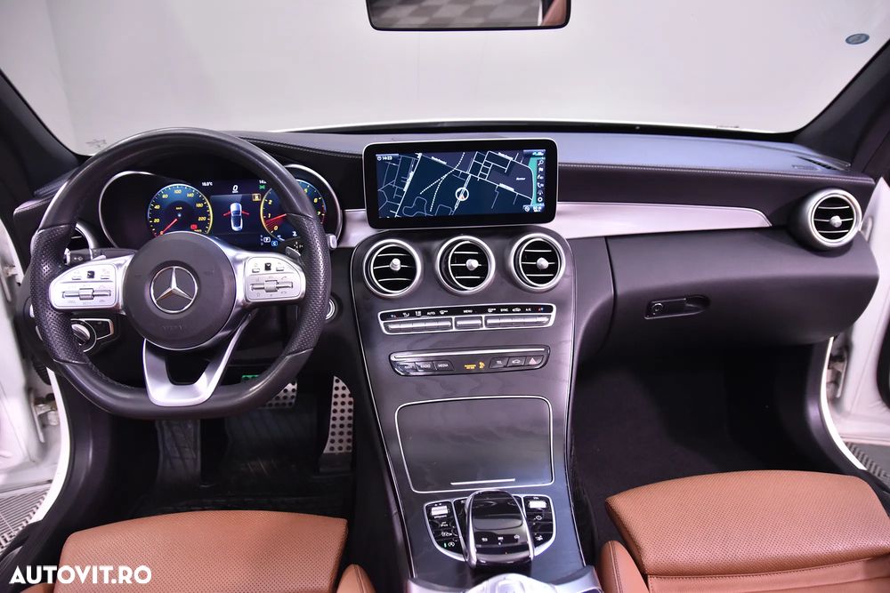 Mercedes-Benz C 180 Cabrio 9G-TRONIC AMG Line - 17