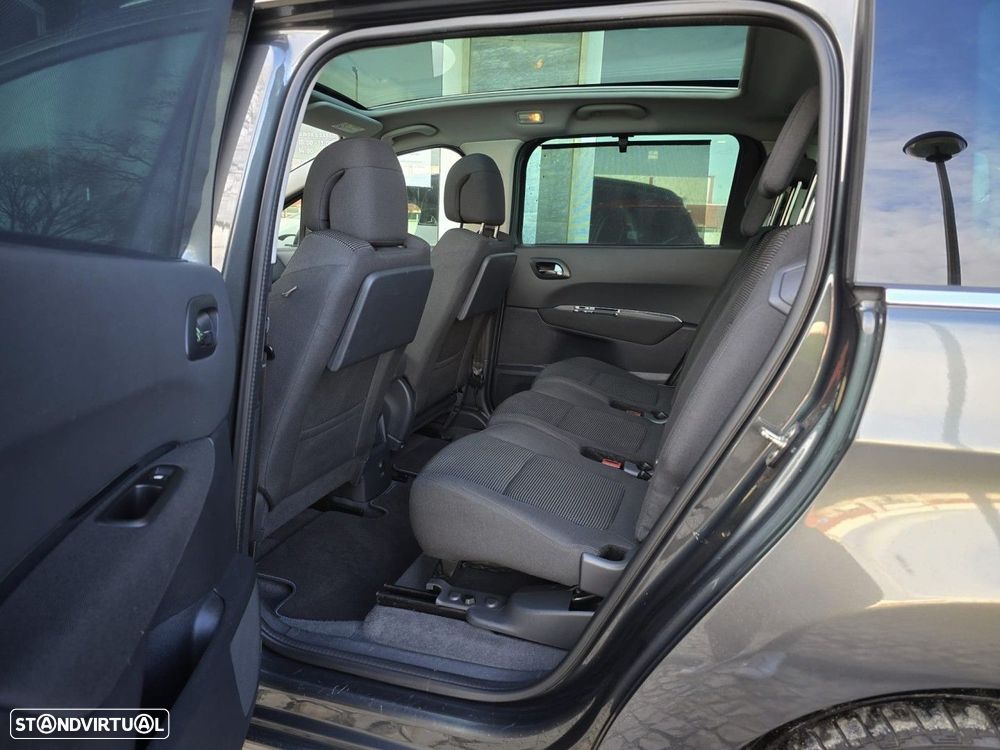 Peugeot 5008 1.2 PureTech Allure - 24