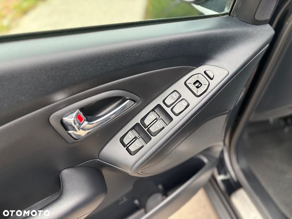 Hyundai ix35 - 8