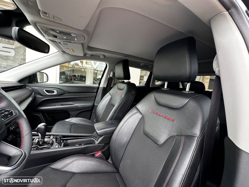 Jeep Compass 1.3 TG Trailhawk - 31