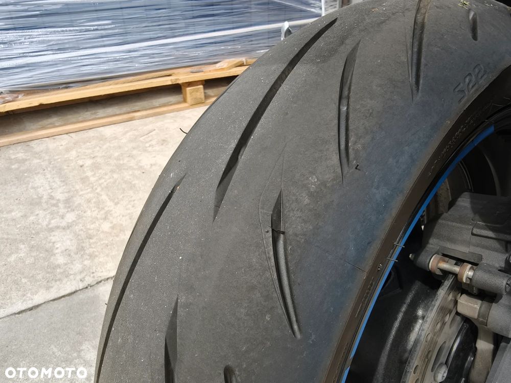 Yamaha FZ8 - 5