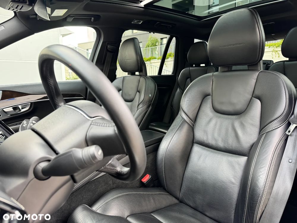 Volvo XC 90 - 13