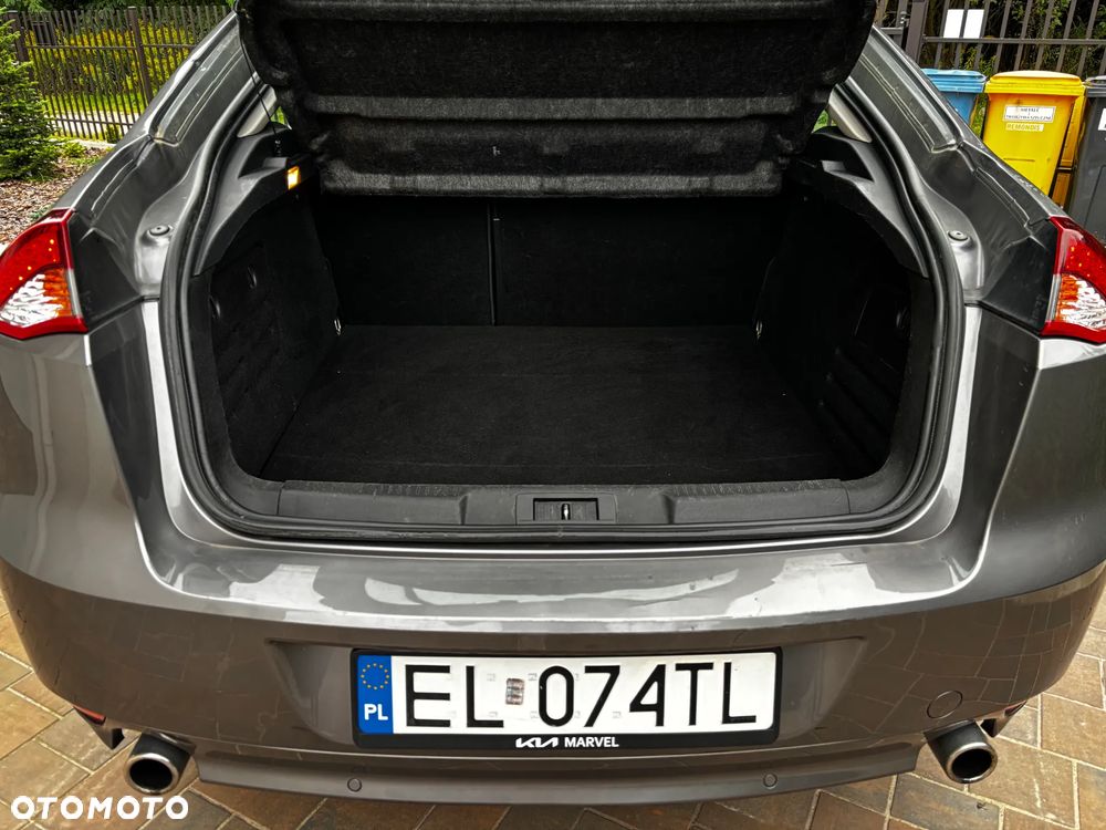 Renault Laguna 2.0 dCi FAP GT - 22
