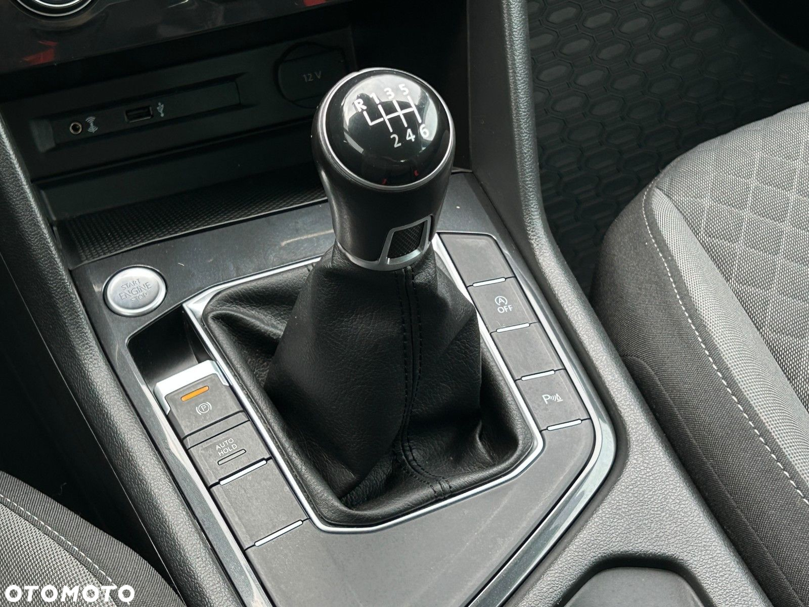 Volkswagen Tiguan 2.0 TDI BMT SCR Comfortline - 24