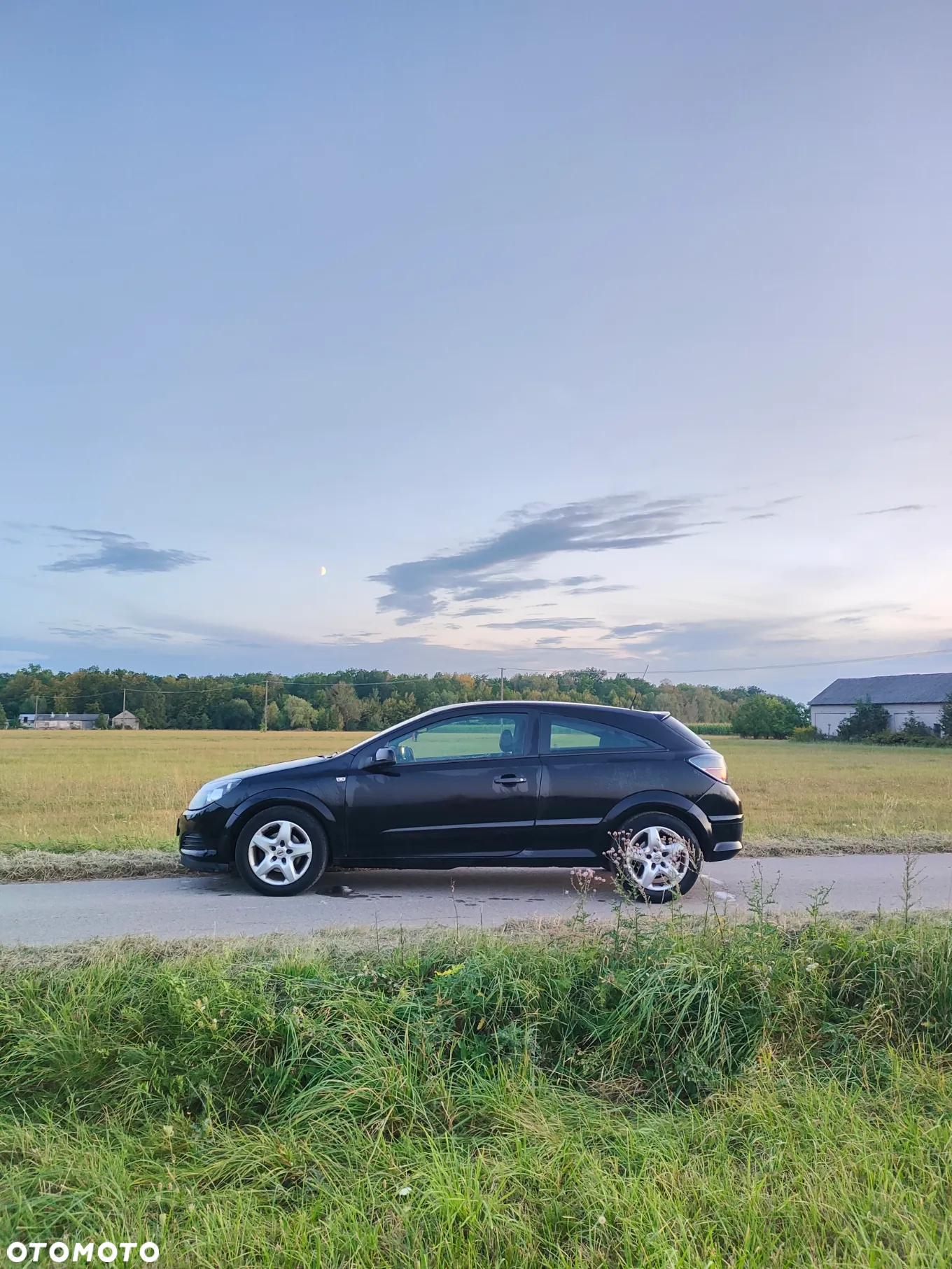 Opel Astra GTC 1.4 - 5