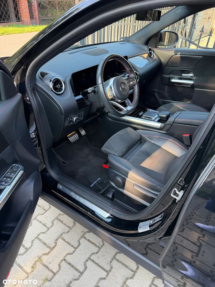 Mercedes-Benz GLA 200 AMG Line - 5