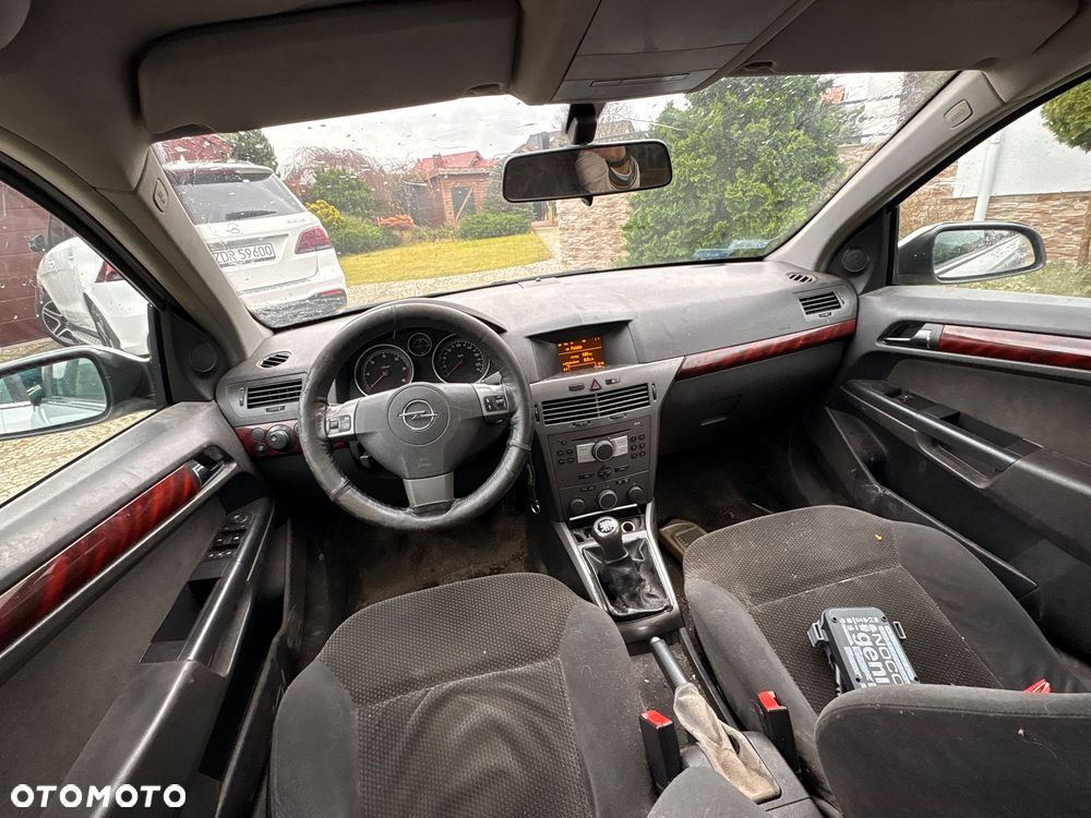 Opel Astra 1.9 CDTI Edition - 9