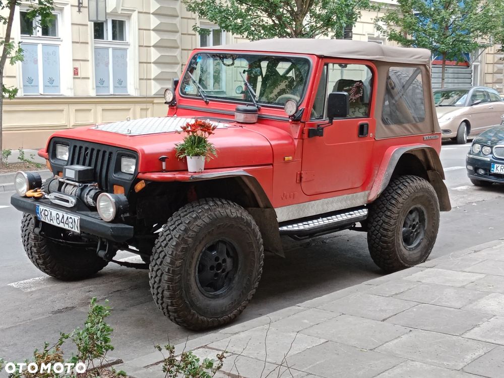 Jeep Wrangler - 10