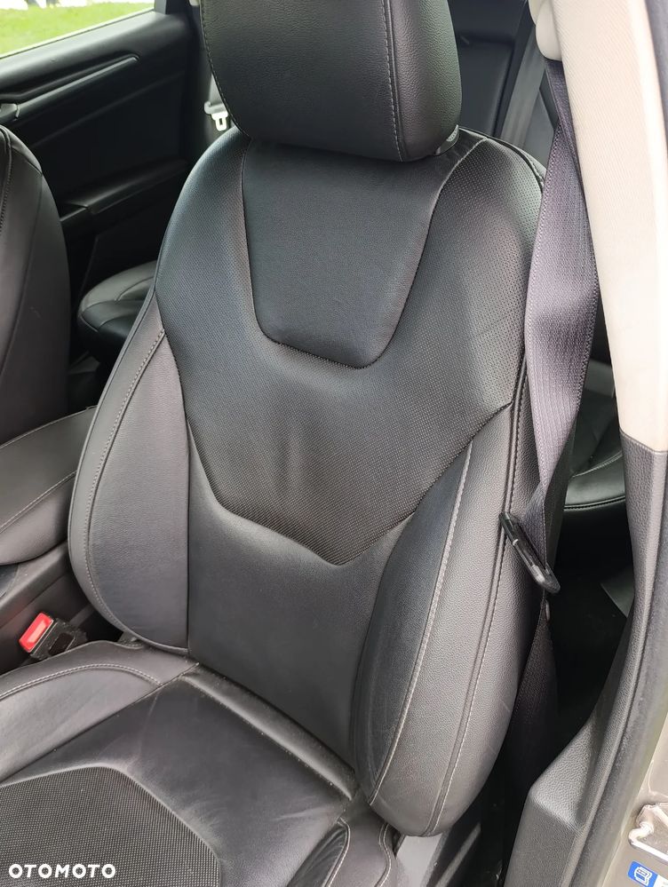 Ford Mondeo 2.0 TDCi Titanium PowerShift - 15