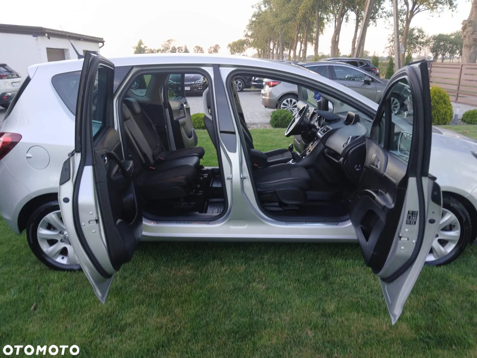 Opel Meriva 1.4 Innovation - 24