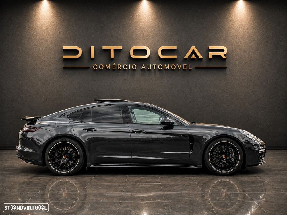 Porsche Panamera 4 E-Hybrid Platinum Edition - 10