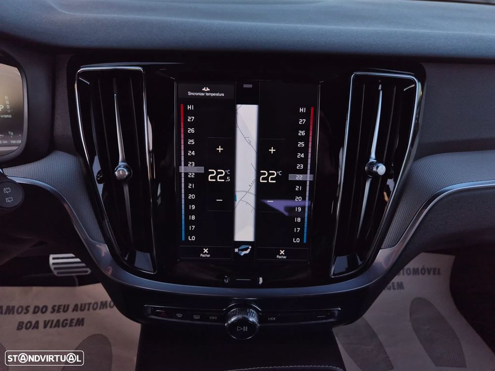 Volvo V60 2.0 T6 AWD TE R-Design - 30