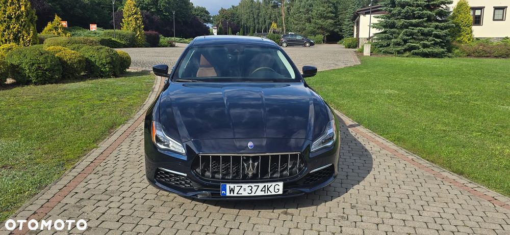 Maserati Quattroporte Q4 GranLusso - 3