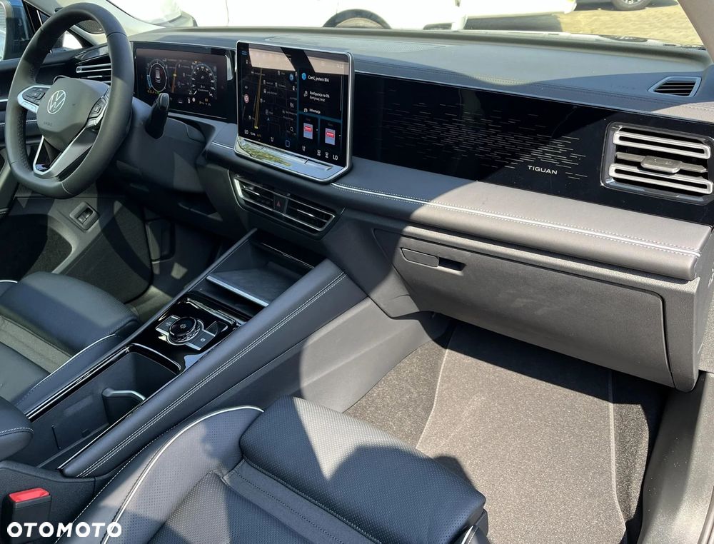 Volkswagen Tiguan 2.0 TDI Elegance DSG - 34