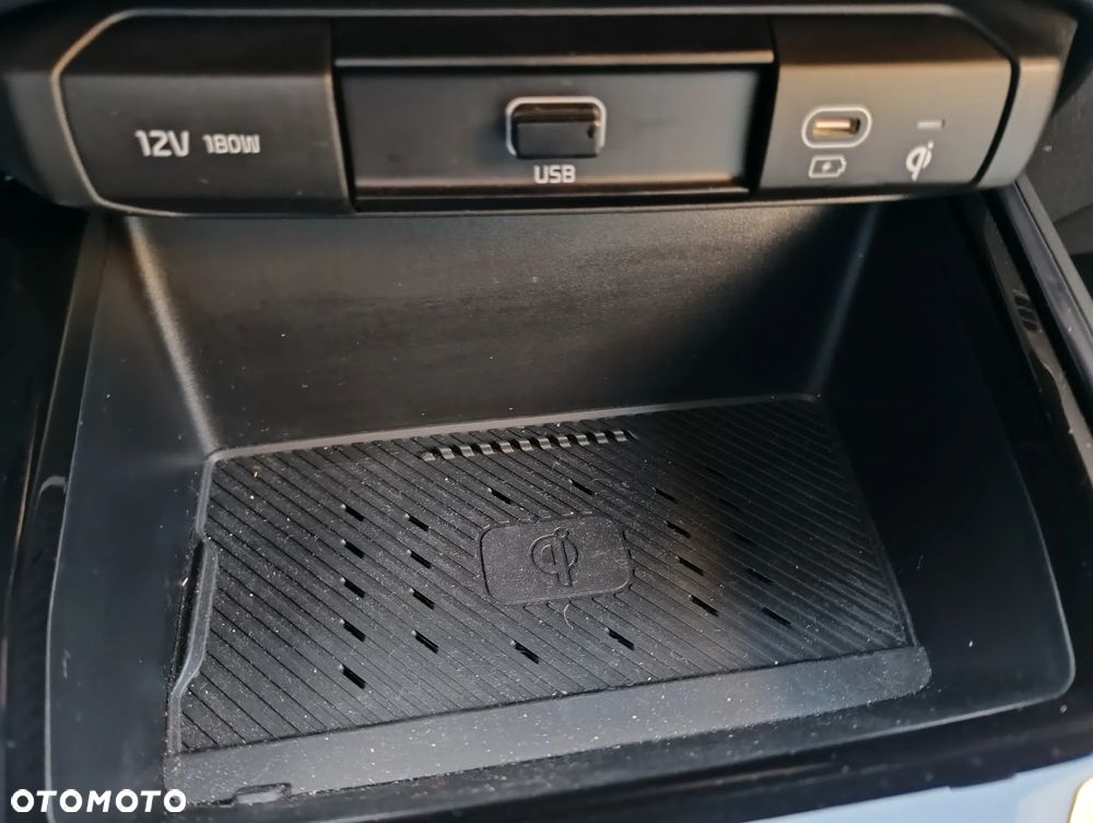 Kia Niro 1.6 GDI Hybrid Business Line - 10