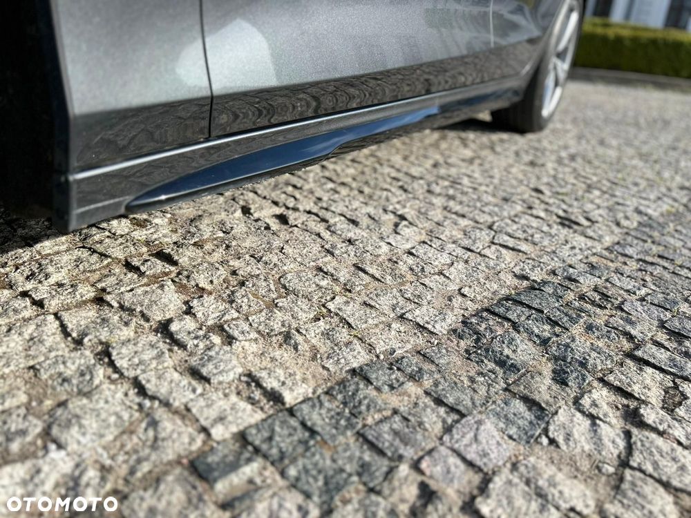 Audi A6 Avant 40 TDI S tronic S line - 14
