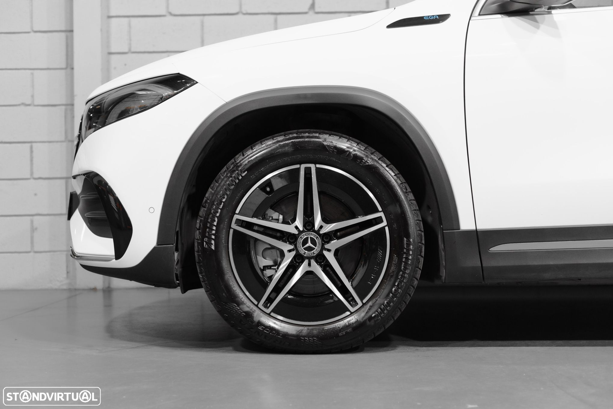 Mercedes-Benz EQA 250 AMG Line - 16