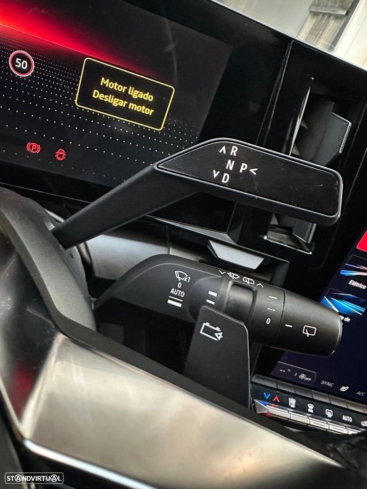 Renault Mégane E-Tech - 18