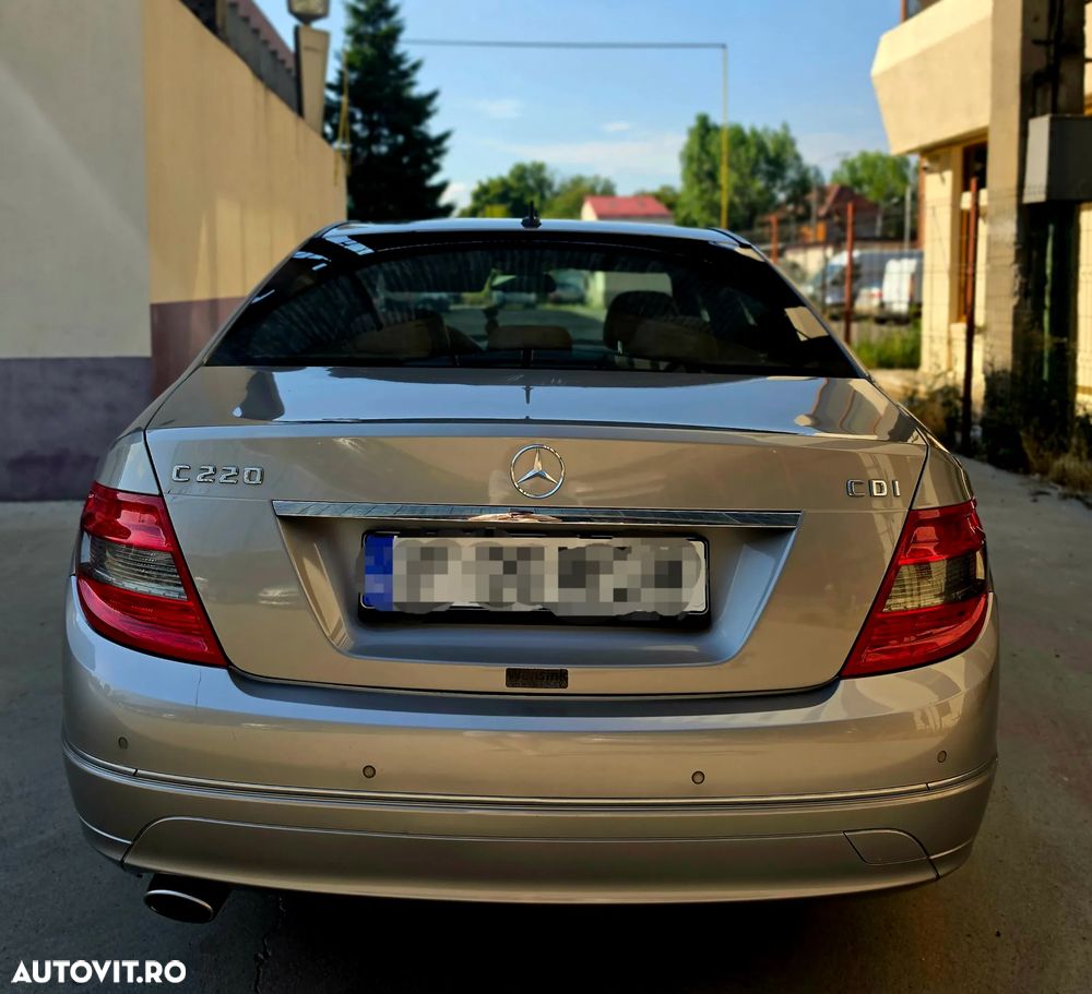 Mercedes-Benz C 220 CDI - 7