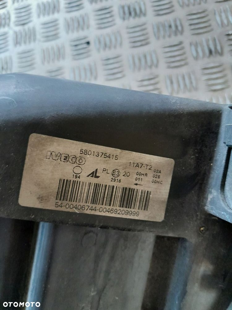 REFLEKTOR PRAWY LAMPA PRAWA IVECO DAILY 11-14 IVECO OE 5801375415 - 4