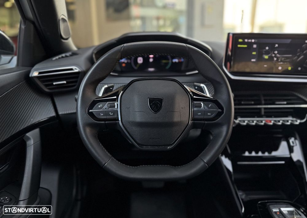 Peugeot 2008 1.2 Hybrid Allure e-DCS6 - 8