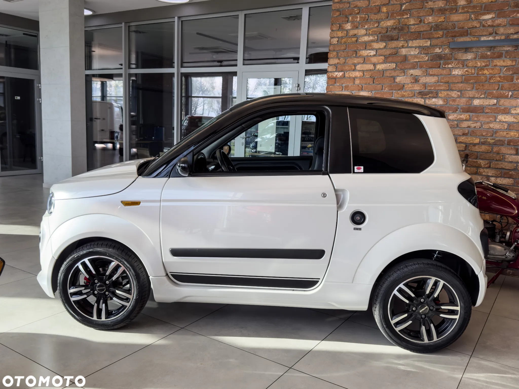 Microcar M.GO - 9