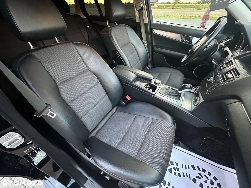 Mercedes-Benz Klasa C 200 (BlueEFFICIENCY) 7G-TRONIC Avantgarde - 7
