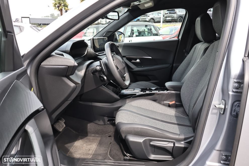 Peugeot 2008 1.2 Hybrid Allure e-DCS6 - 16
