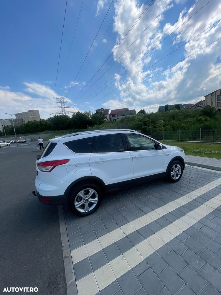 Ford Kuga 2.0 TDCi 2x4 Trend - 1