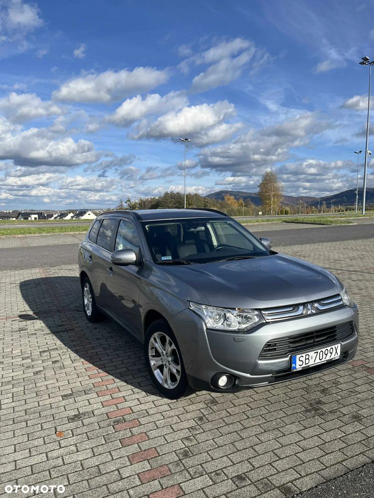 Mitsubishi Outlander - 9