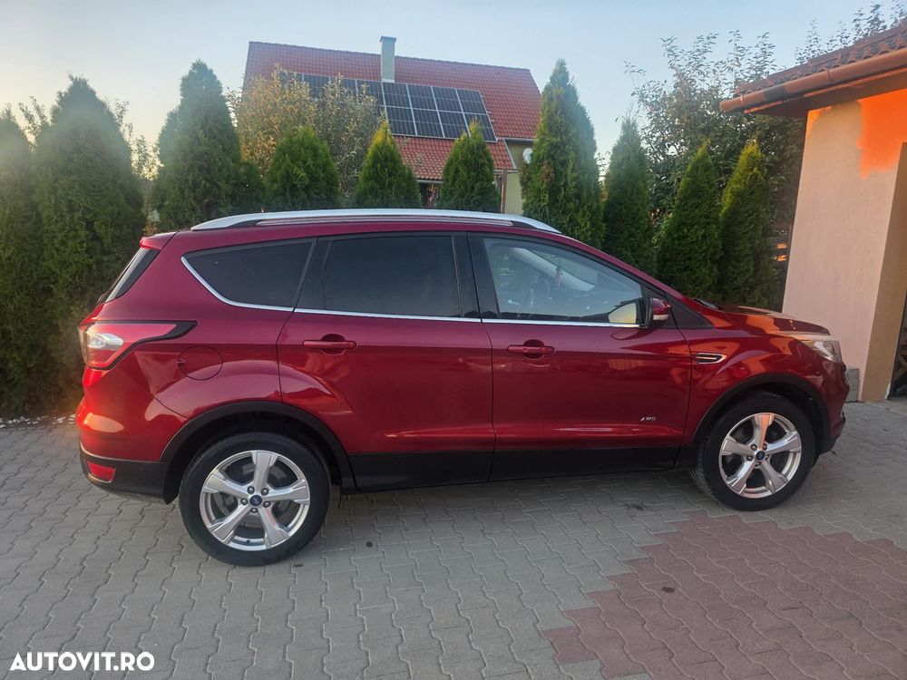 Ford Kuga - 1