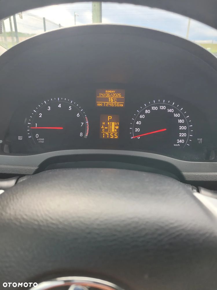 Toyota Avensis 1.8 Active MS - 15