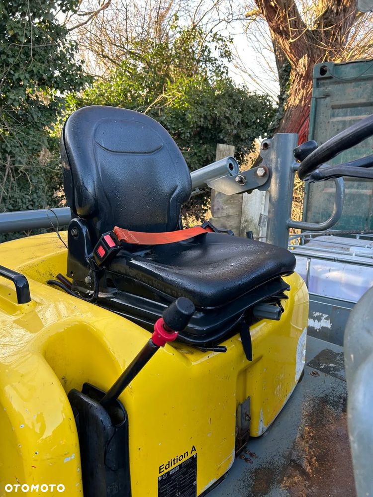 Wacker Neuson EZ28 - 4