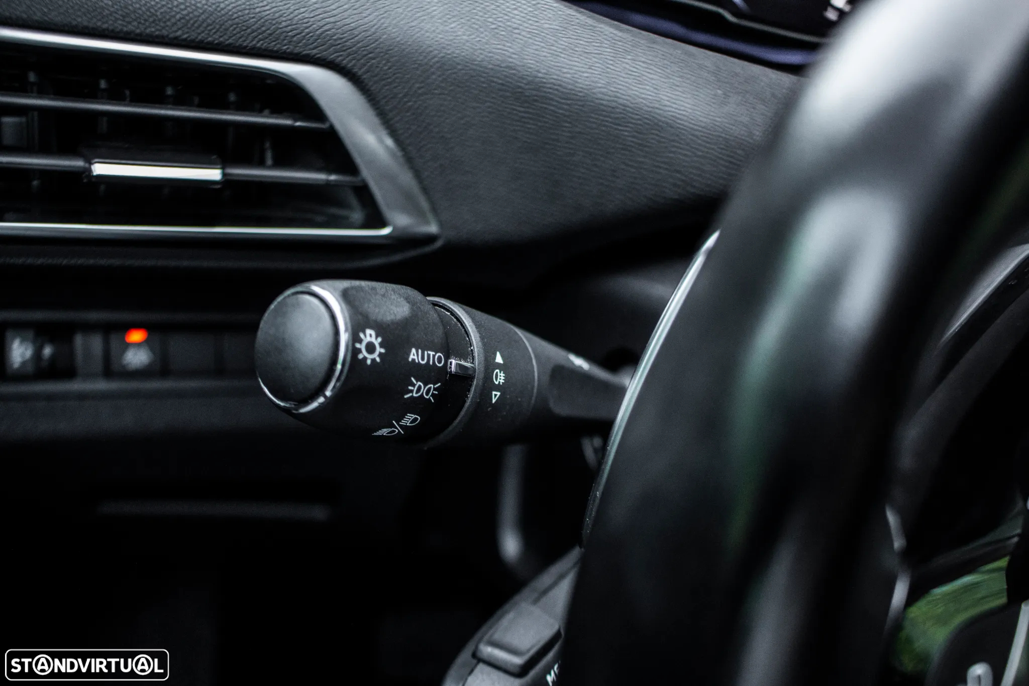 Peugeot 5008 1.5 BlueHDi Allure EAT8 - 16