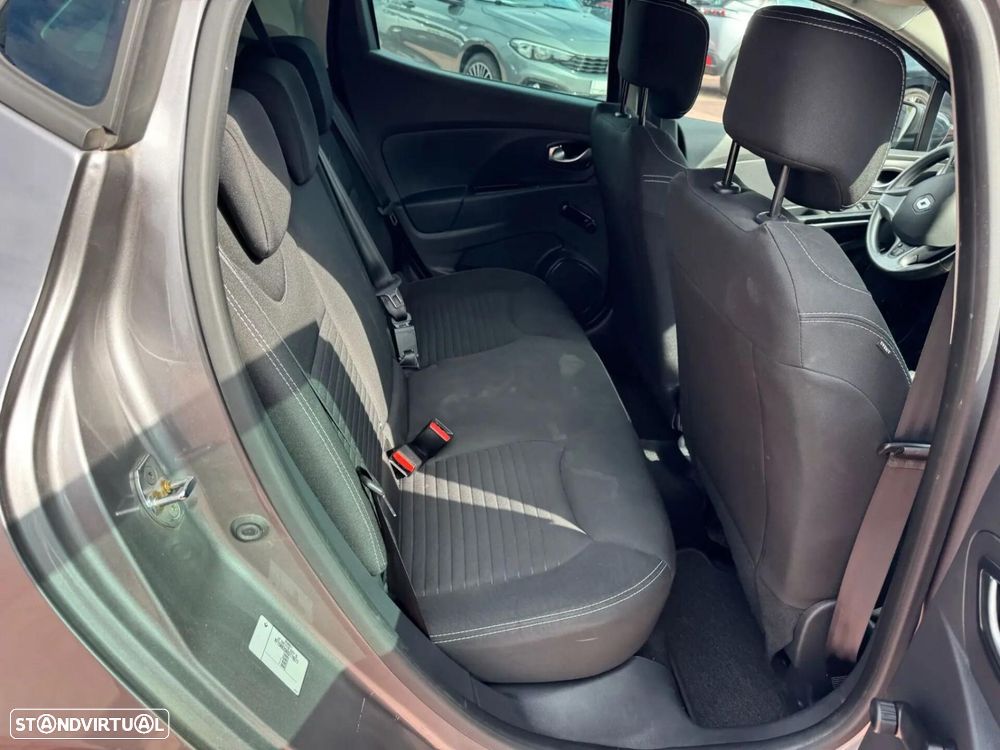 Renault Clio 0.9 TCe Limited - 17