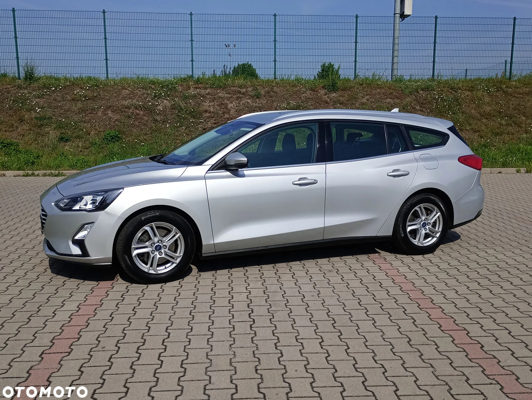 Ford Focus 1.5 EcoBlue Start-Stopp-System COOL&CONNECT DESIGN - 6