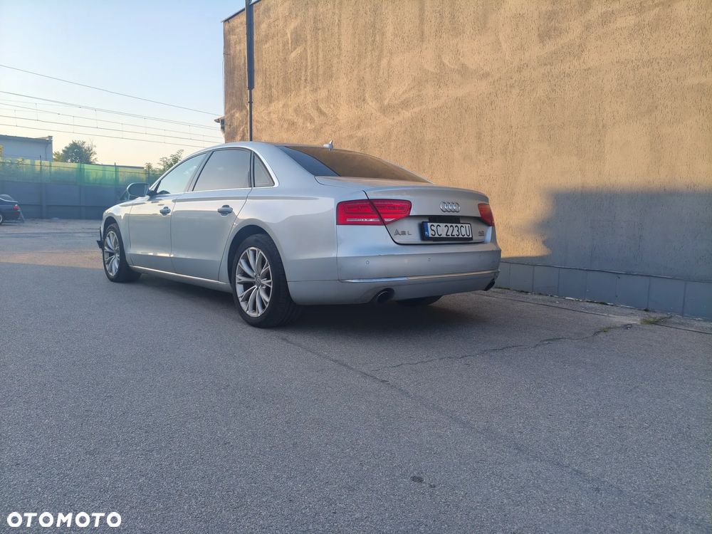 Audi A8 4.2 FSI L Quattro - 12
