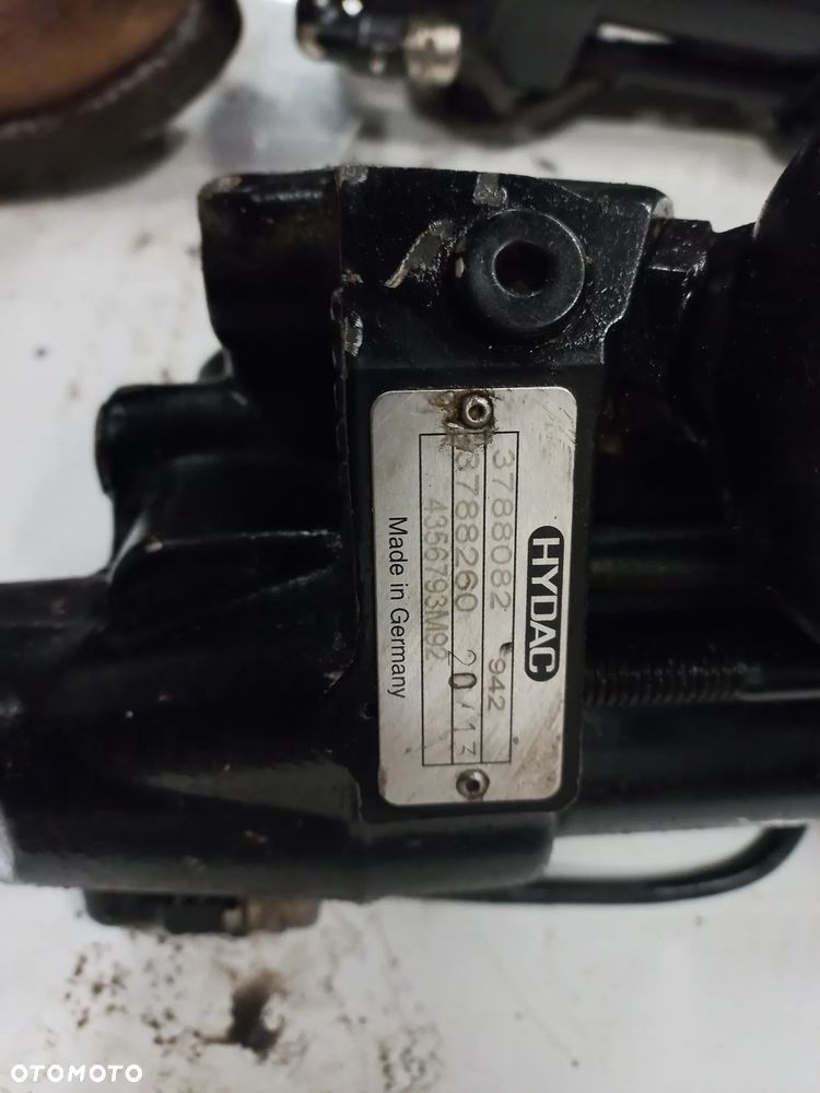 Siłownik amortyzacji ACW021162A,amortyzator zawieszenia 4356793M91,4352383M92,Massey Ferguson,hydroamortyzacja - 5