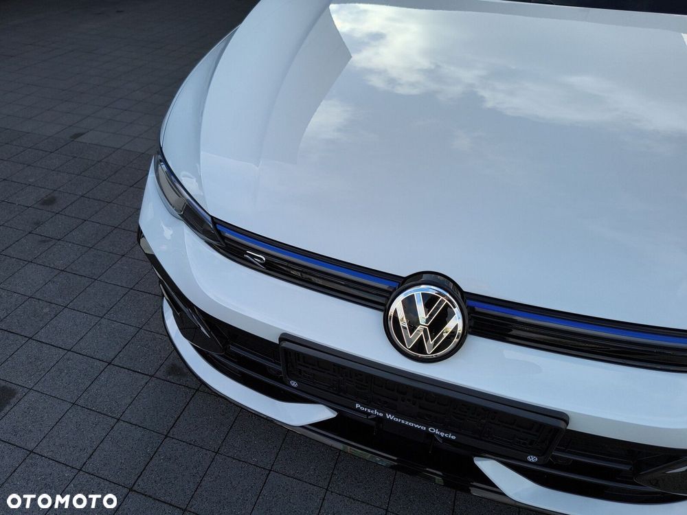 Volkswagen Golf 2.0 TSI 4Motion R DSG - 10