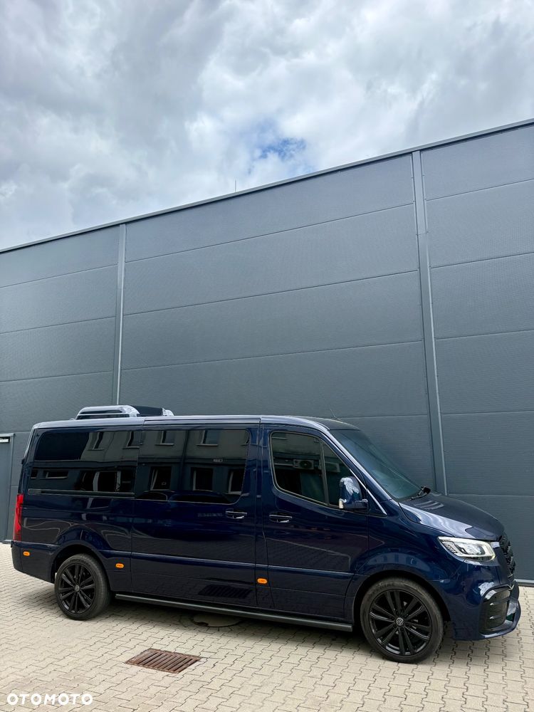 Mercedes-Benz Sprinter - 30