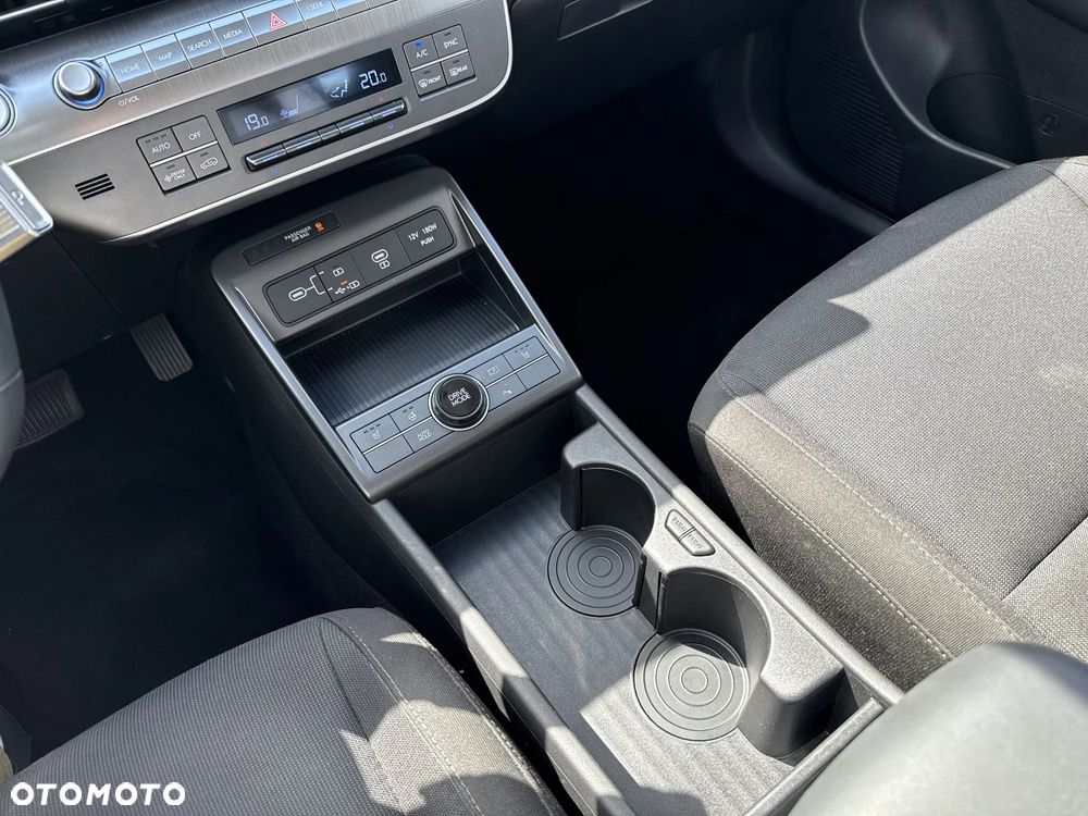 Hyundai Kona 1.6 GDI Hybrid Smart DCT - 12