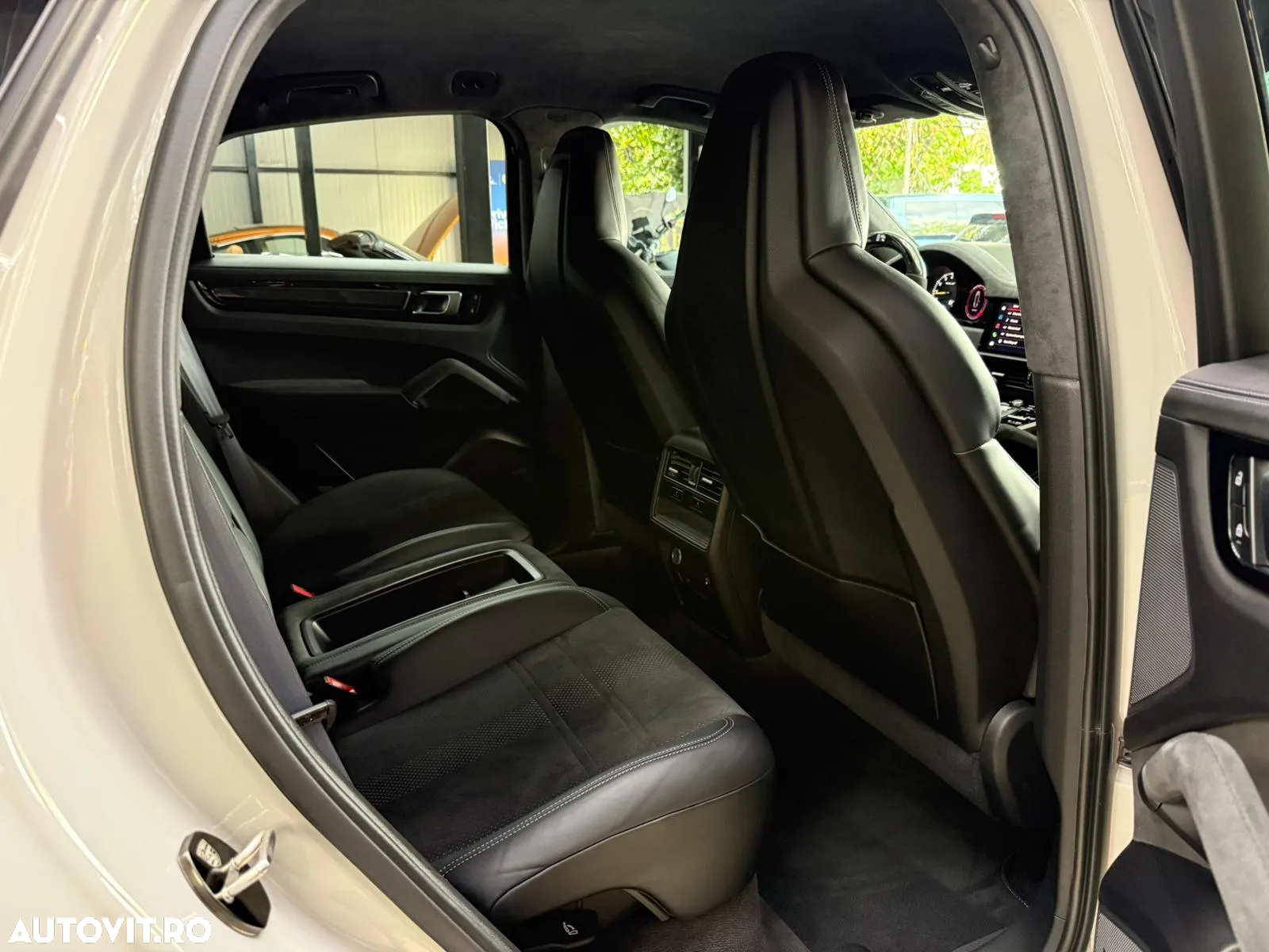 Porsche Cayenne Coupe Turbo GT Tiptronic S - 32